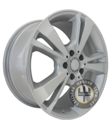 Replica Mercedes CT1451 8.5x18 5x112 ET45 DIA66.6 Серебристый с алмазной механической обработкой лицевой поверхности